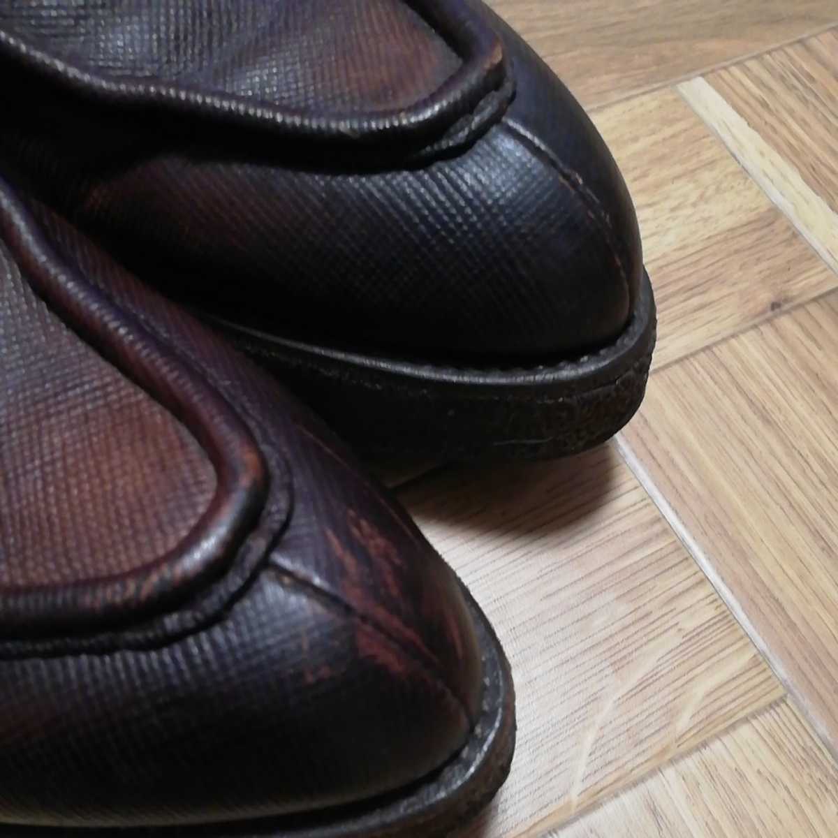 名作イタリア製【プラダ PRADA】タンクソールVチップ グレインレザー 