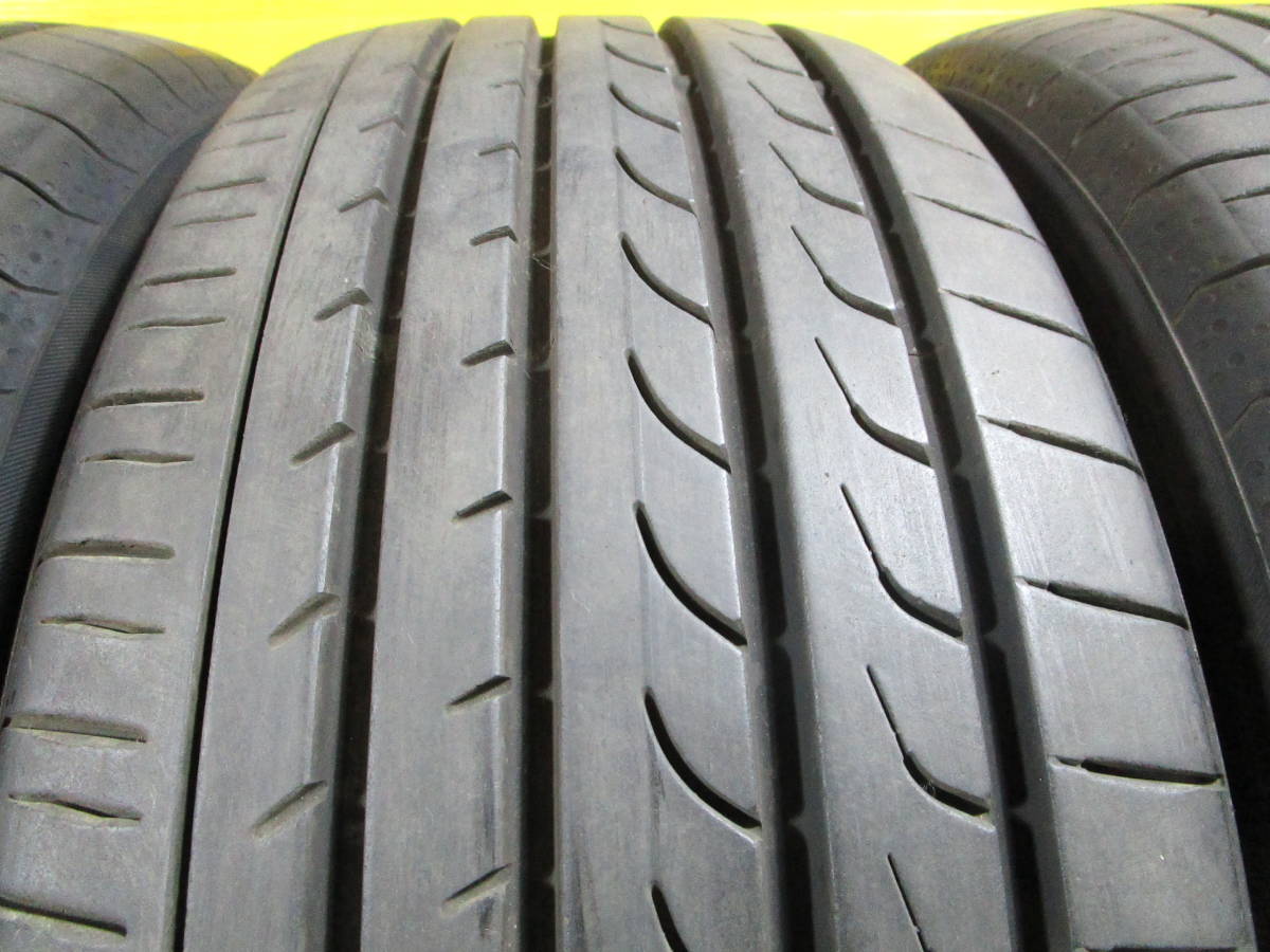 2本セット 溝あり ヨコハマ ブルーアース RV-02 215/45R18 215/45-18 93W