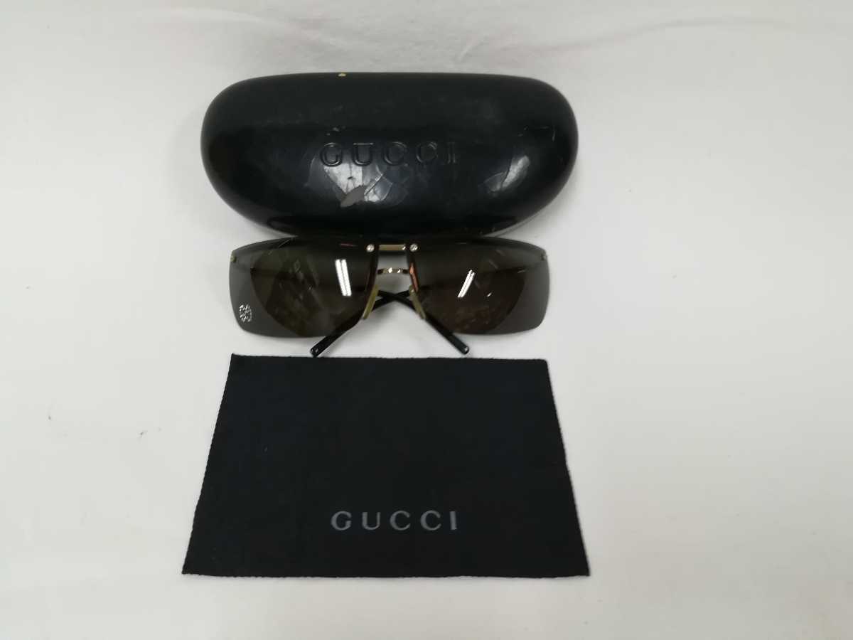 【格安，高品質】 GUCCI グッチ サングラス GG2653 ラインストーン ロゴ 820(サングラス)｜売買されたオークション情報、yahooの商品情報をアーカイブ公開 - オークファン 服飾小物