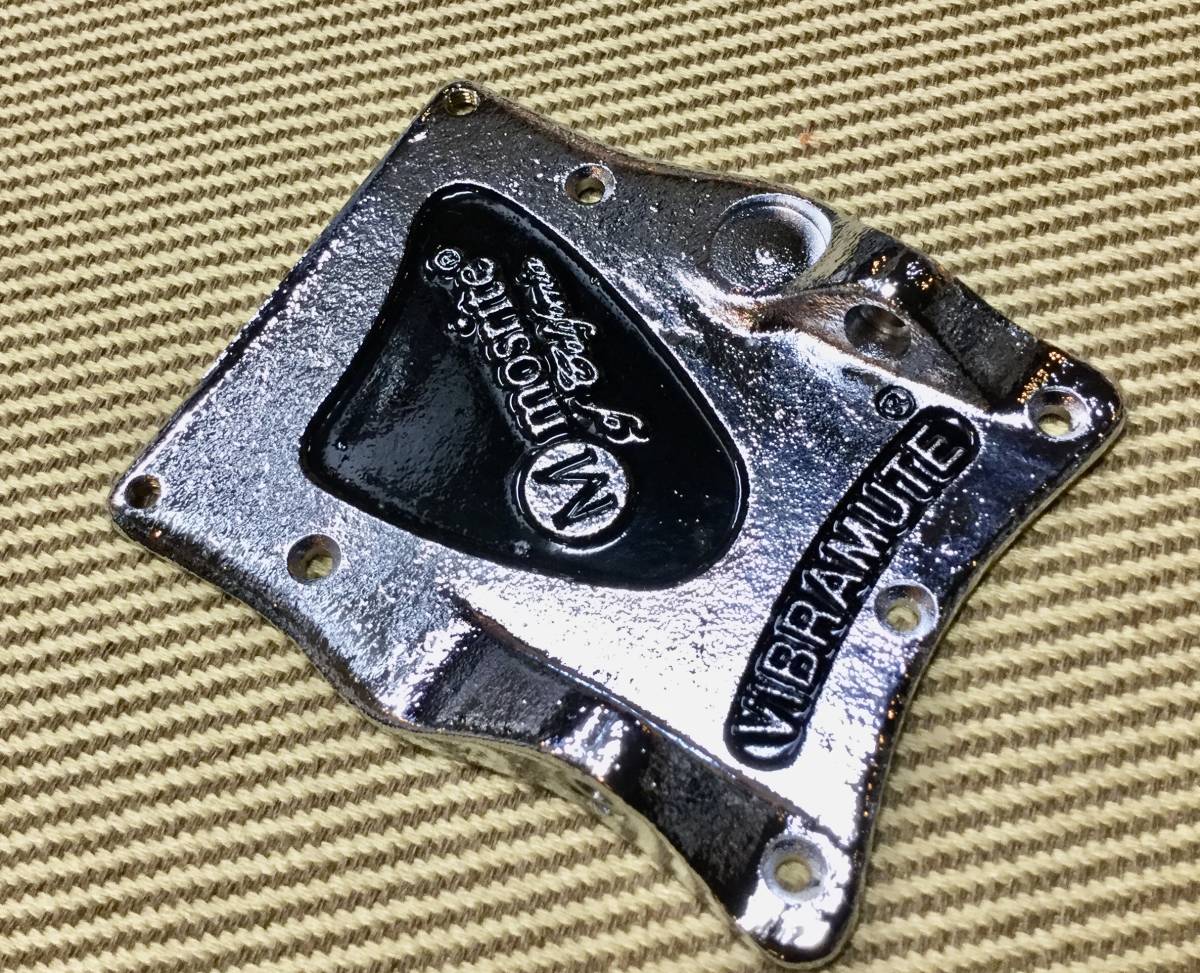 スーパーリアル　Mosrite アーム台座　モズライト VIBRAMUTE 台座　忠実に仕上げられた質感とサウンド