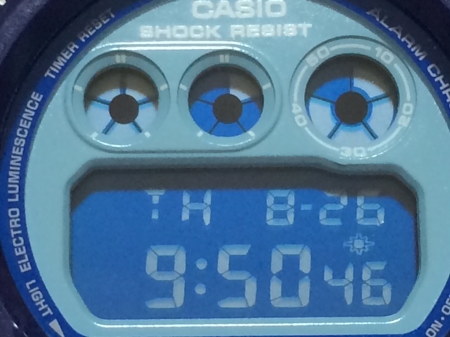 CASIO G-SHOCK DW-6900CC-2 Crazy Colors（クレイジーカラーズ