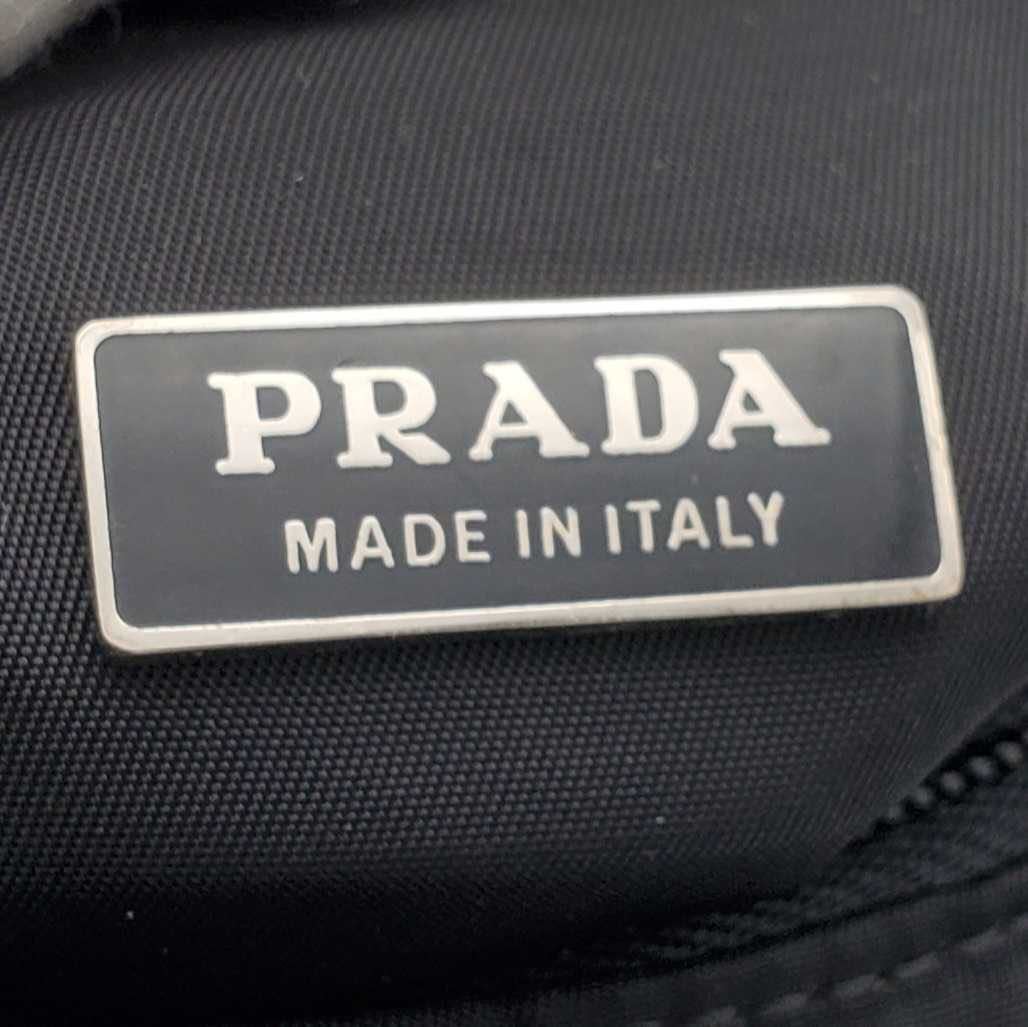 極美品 PRADA プラダ ナイロン アクセサリーポーチ ミニ 極美品 PRADA プラダ ナイロン アクセサリーポーチ ミニ