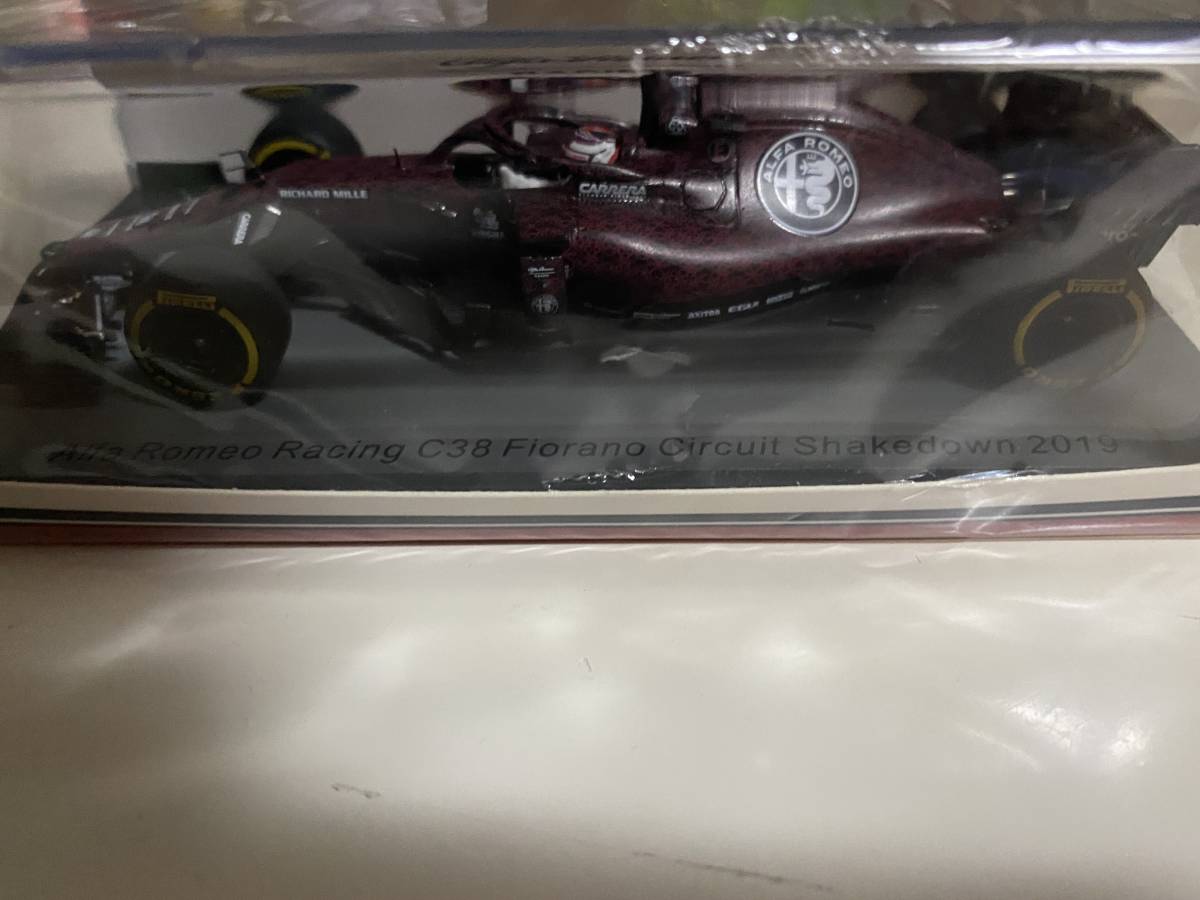 スパーク 1/43 アルファロメオ レーシング フェラーリ C38 #7 K.ライコネン　フィオラノ　シェイクダウン　2019 バレンタインカラー 1&frasl;43 スパーク アルファロメオ プレ C39 ステーク