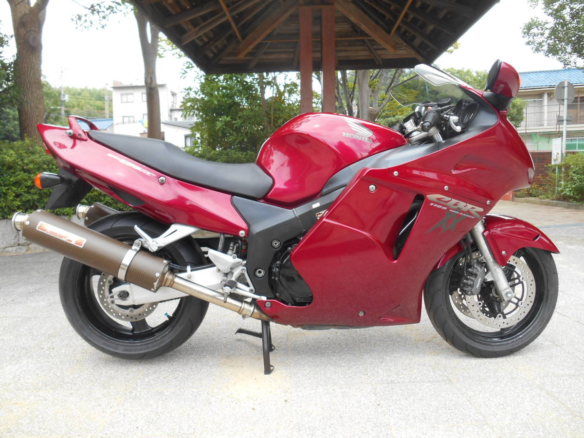 CBR1100XX スーパーブラックバード(逆車) キャブ車！ タイヤ 