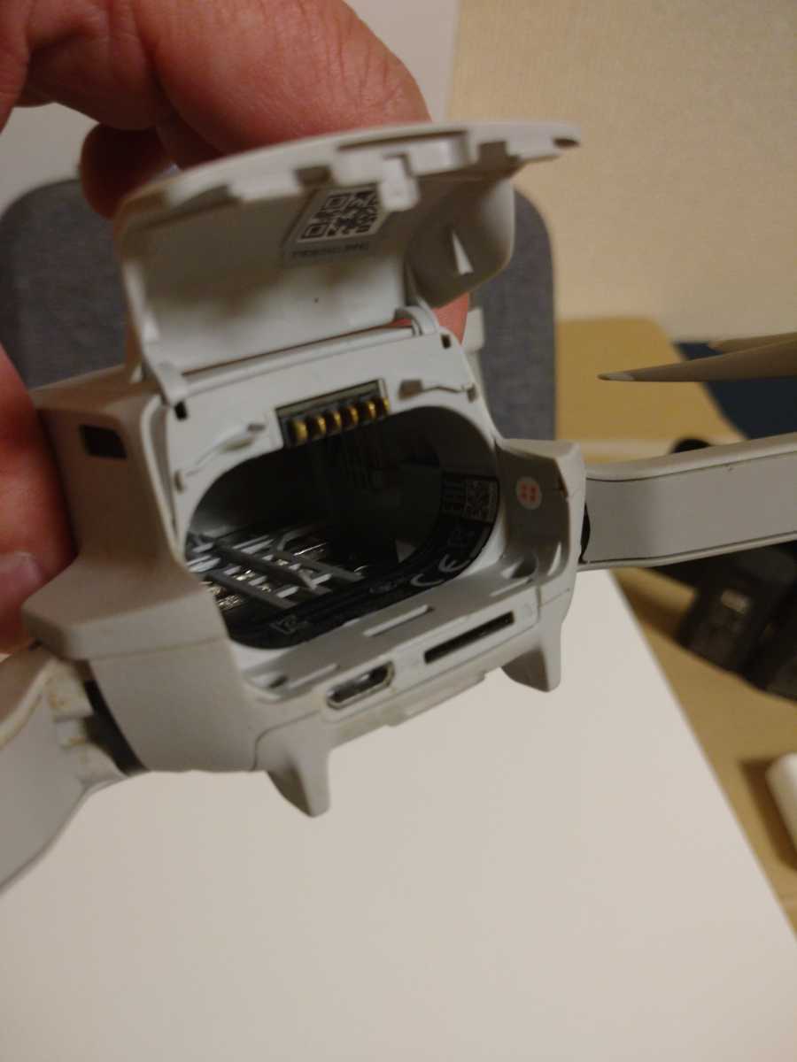 Dji-Mavic miniフライモアコンボ_5