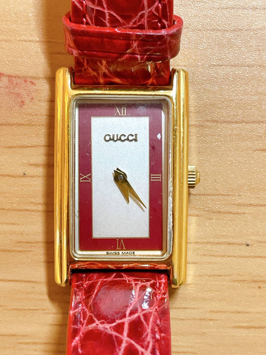 ジャンク品　グッチ　クォーツ　UKー11