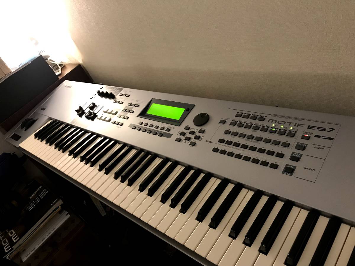 美品76鍵シンセサイザーYAMAHA MOTIF ES7～純正ハードケース、追加音色