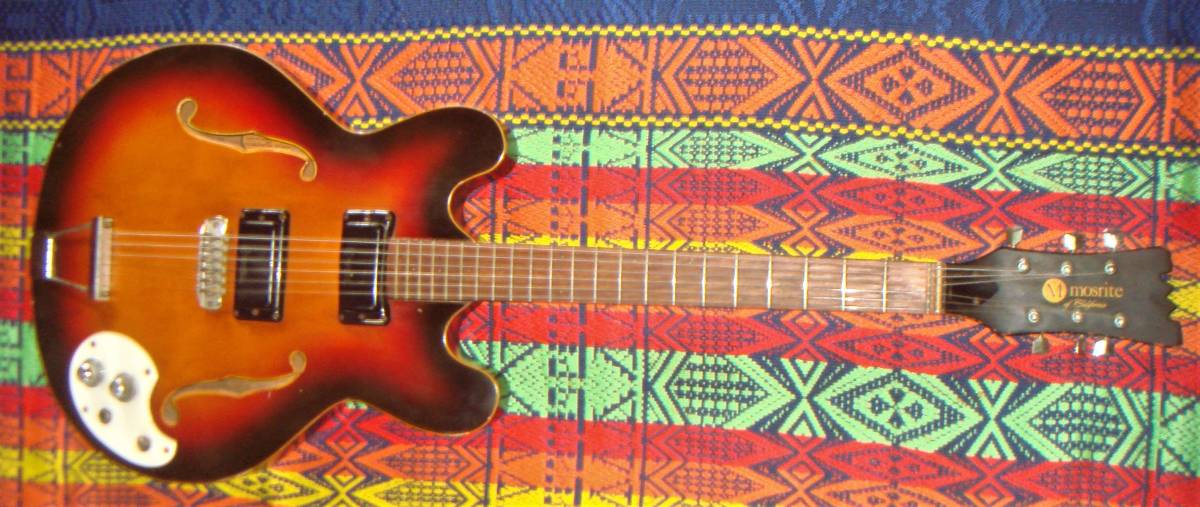 ◆　mosrite of California＊Celebrity＊1967~8年米国製＊セミアコ＊モズライト＊VINTAGE＊希少モデル＊調整必要