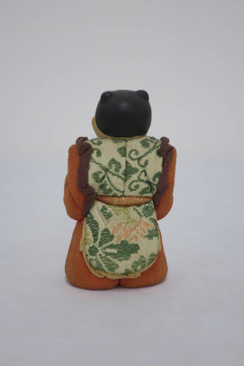 古い雛道具◇極上唐草 ⁄ 御膳部揃◇蒔絵 木製 雛人形 ままごと 骨董 季節・