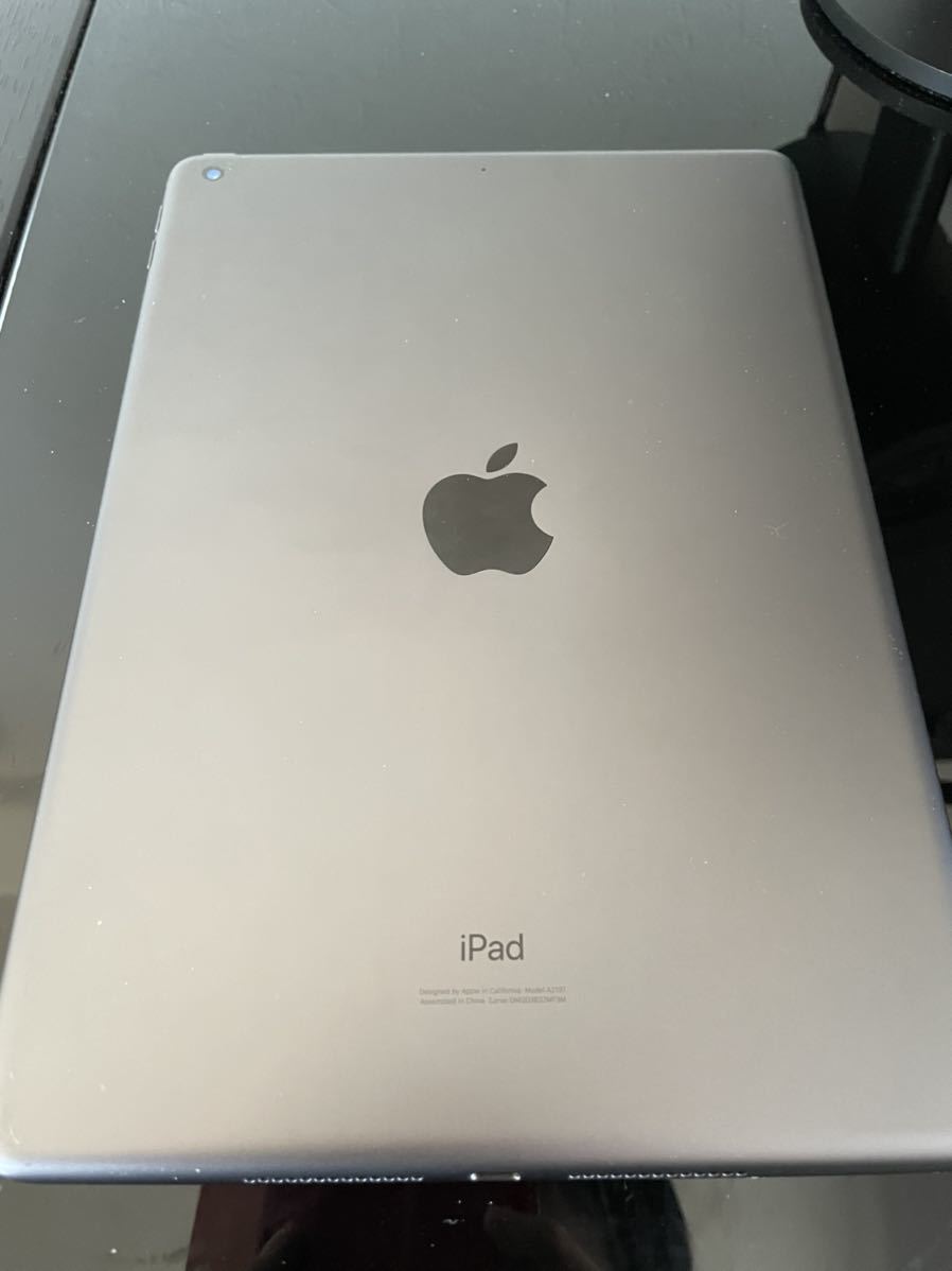 BT94％iPad 第7世代 32GB Wifiモデル シルバー｜Yahoo!フリマ