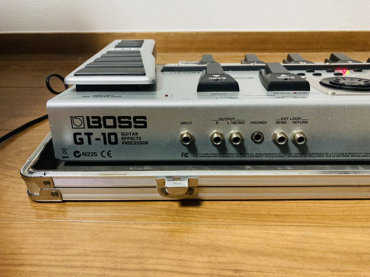 BOSS GT-10 マルチエフェクター　ケース付き_6