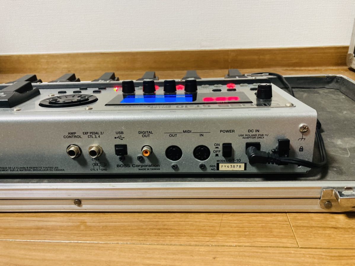 BOSS GT-10 マルチエフェクター　ケース付き_7