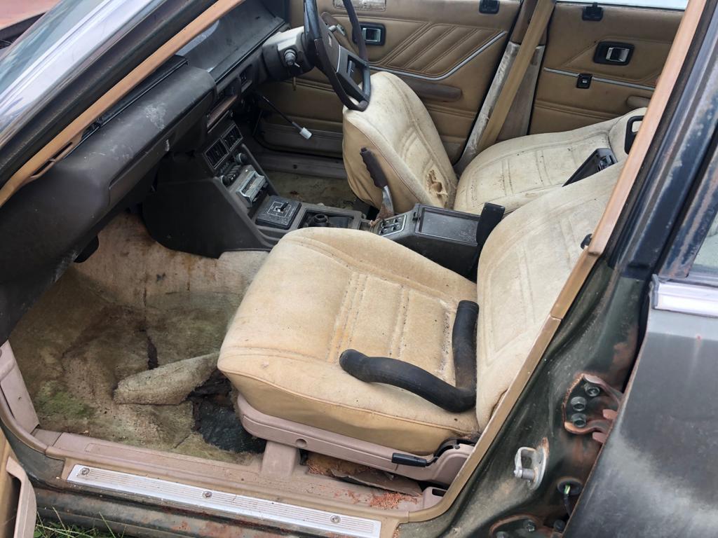 日産 スカイライン ジャパン 4ドア Hgc211 書類あり 旧車 ハコスカ ケンメリ 00gt スカイライン 売買されたオークション情報 Yahooの商品情報をアーカイブ公開 オークファン Aucfan Com