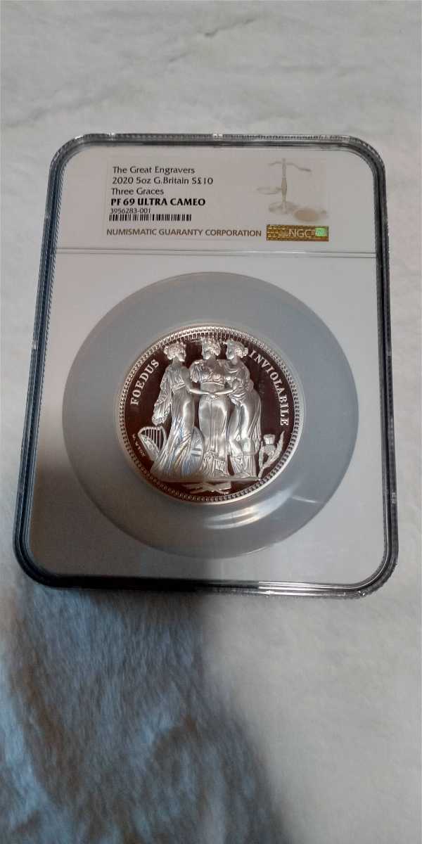 Three 0 Graces The UK Coin | Silver Proof Gold £5 First 5oz PR70 Royal