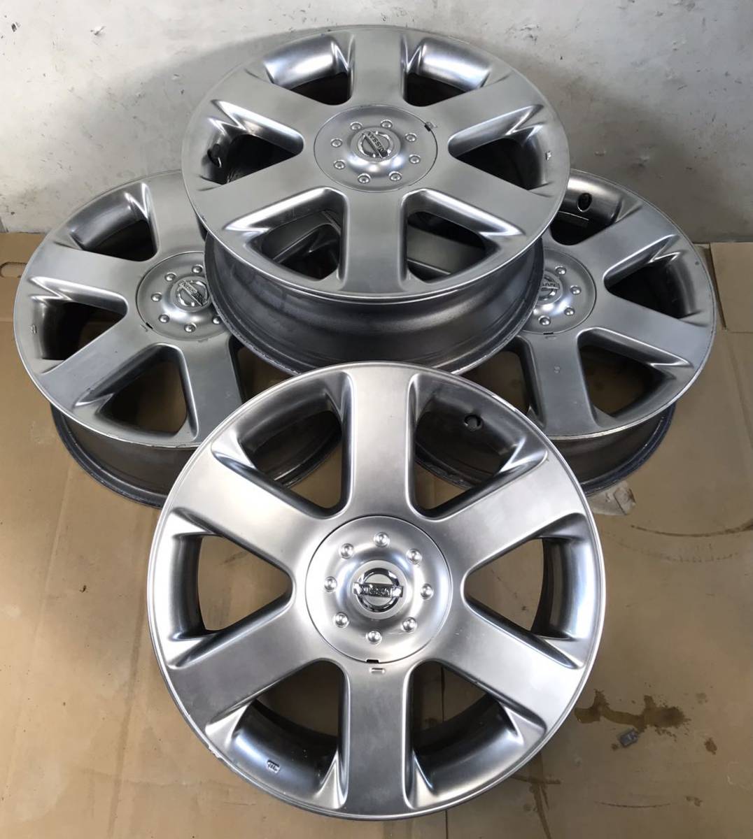 4本 日産純正 ホイールハイグロス 17×6.5J 5穴 PCD 114.3 +45 E51
