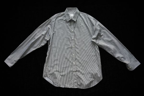 ★ARMANI COLLZIONI★アルマーニ コレツィオーニ★ 白＆グレーのお洒落なストライプの長袖シャツ４３　17　L～LL