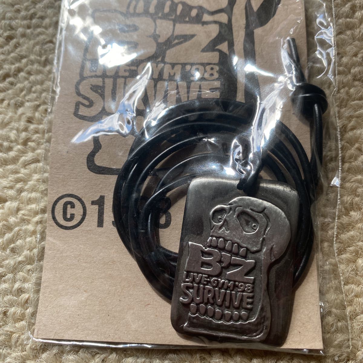 BZ LIVE-GYM '98 SURVIVE ネックレス チョーカーピンバッジ B'z LIVE-GYM '98 SURVIVE 関連グッズ② - MERCHANDISE COLLECTION