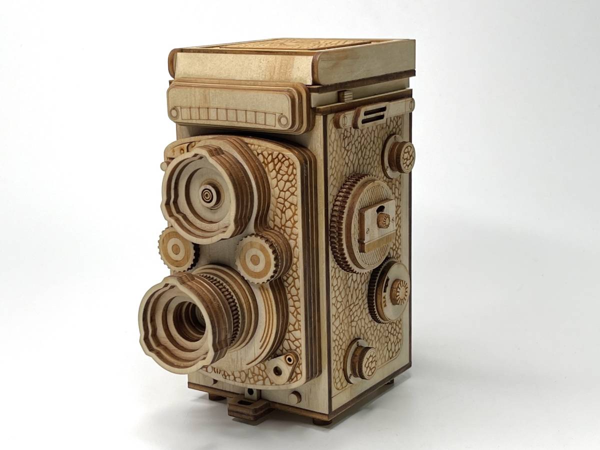 Rolleiflex風 2眼レフカメラ 木工模型 ハンドメイド 二眼レフカメラの