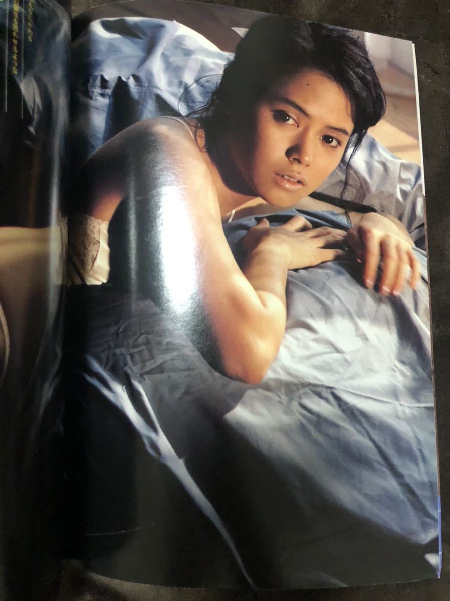 K 8 平凡パンチ 昭和61年11月3日 黒沢ひとみ5p 三田寛子4p 朝倉瑞穂6p 山本理沙4p 麻生かおり3p アイドル 芸能人 売買されたオークション情報 Yahooの商品情報をアーカイブ公開 オークファン Aucfan Com