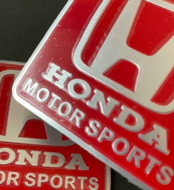 ホンダ ステッカー Honda エンブレム リア サイド フェンダー アルミ 高品質 バッジ シビック アコード 車 バイク Crv レッド 2枚 ステッカー デカール 売買されたオークション情報 Yahooの商品情報をアーカイブ公開 オークファン Aucfan Com