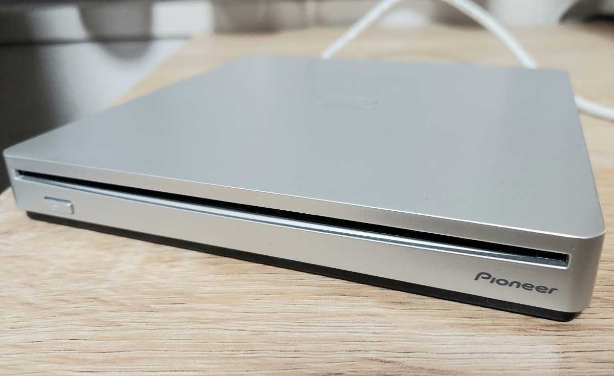 良好 Pioneer ブルーレイドライブ BDR-XS06JL 外付け N1923570 周辺