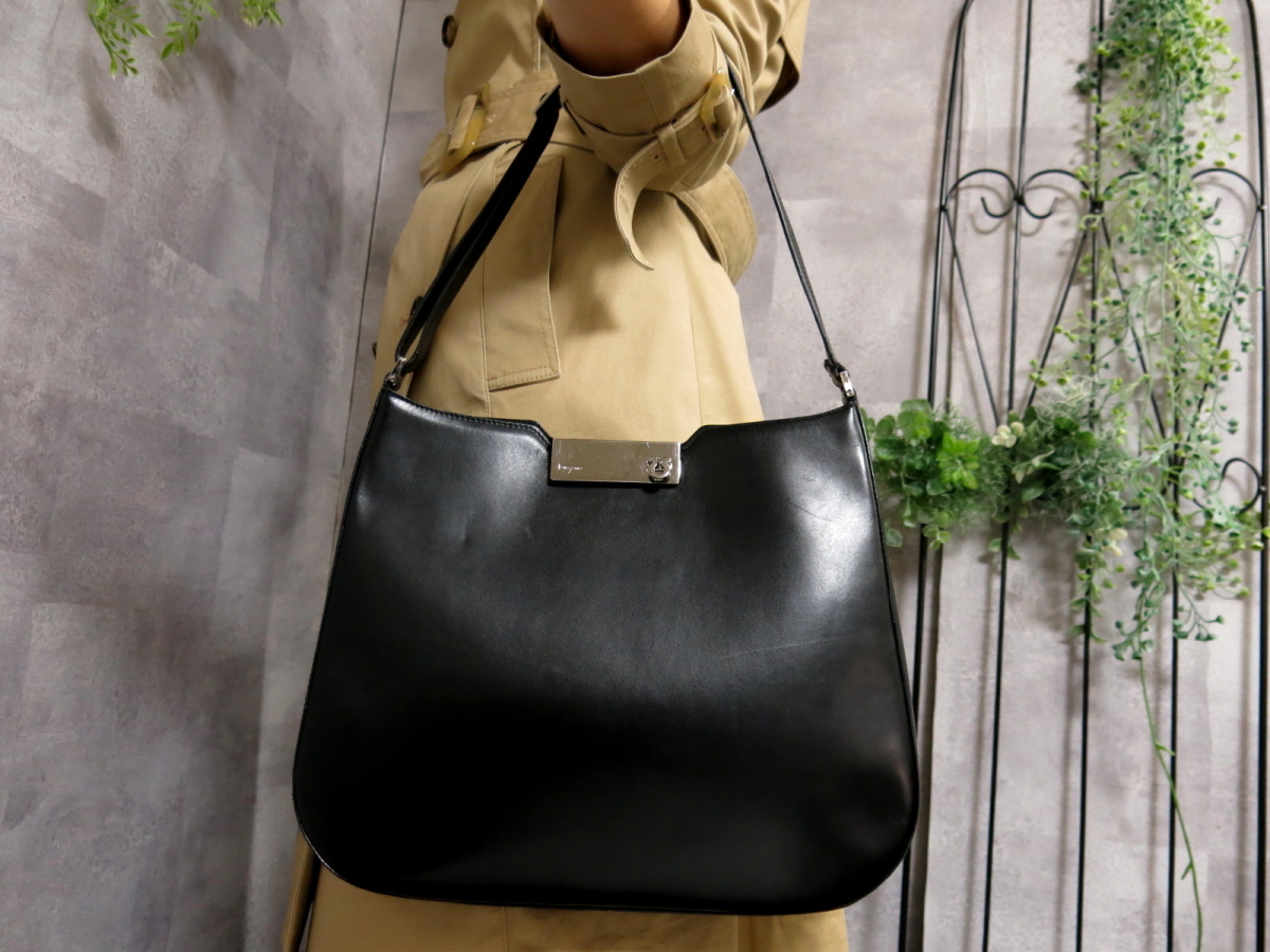 ○超美品○Salvatore Ferragamo フェラガモ○ガンチーニ○カーフ 