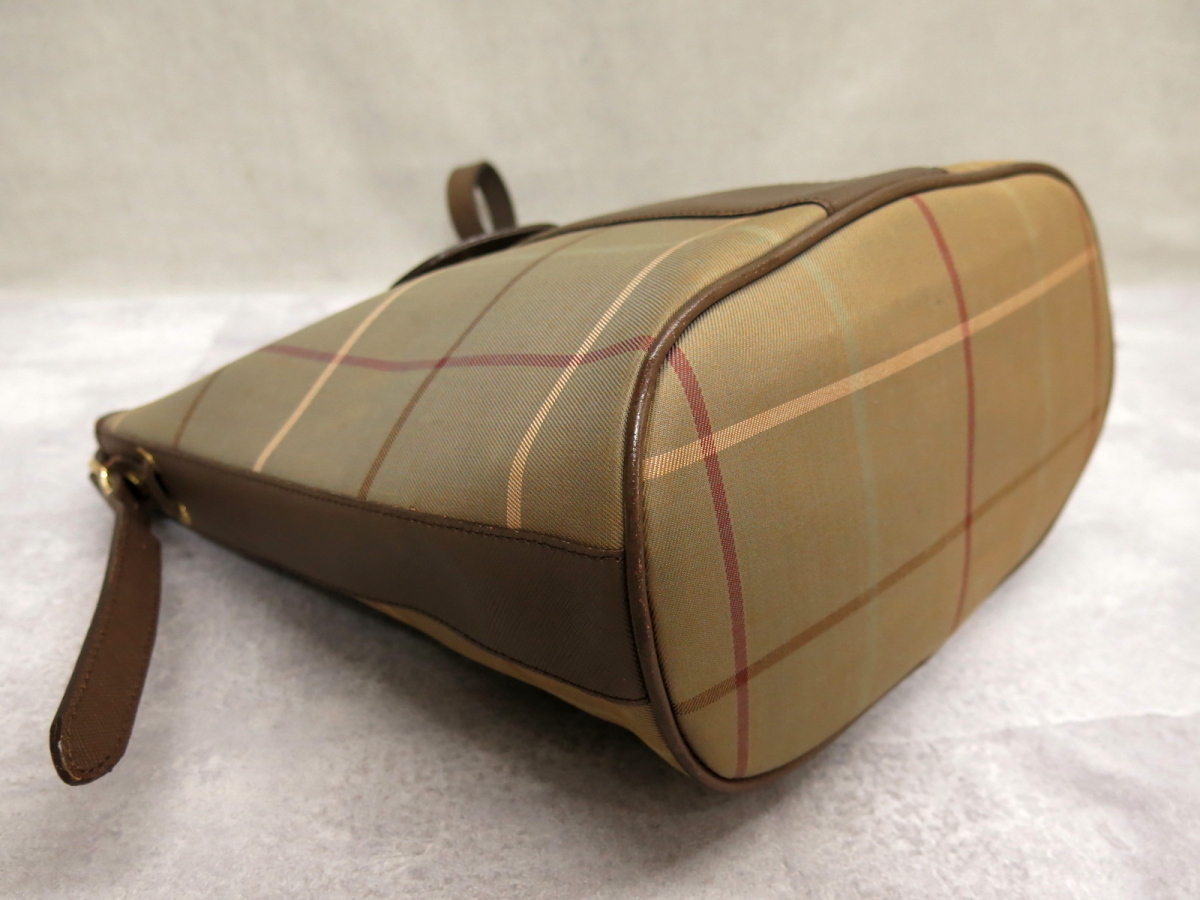 超美品○BURBERRY バーバリー○ノバチェック○キャンバス サフィアーノ 