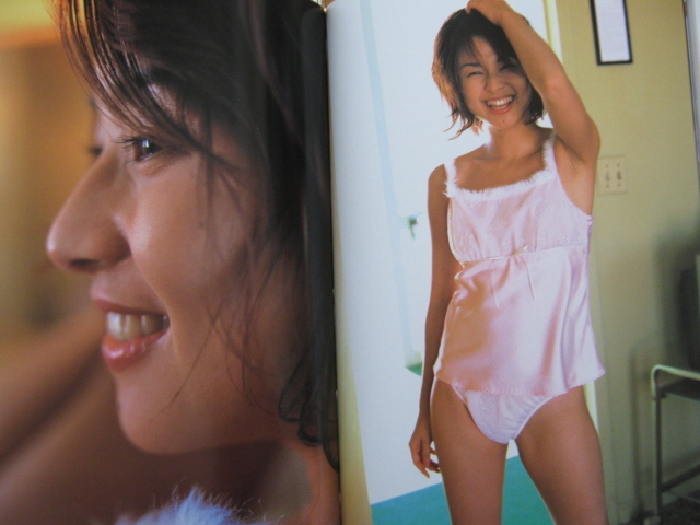 村田和美写真集 X 水着ショット多数あり 複数落札値引あり 2点目落札から50円ずつ値引き クリックポスト発送可 ま行 売買されたオークション情報 Yahooの商品情報をアーカイブ公開 オークファン Aucfan Com