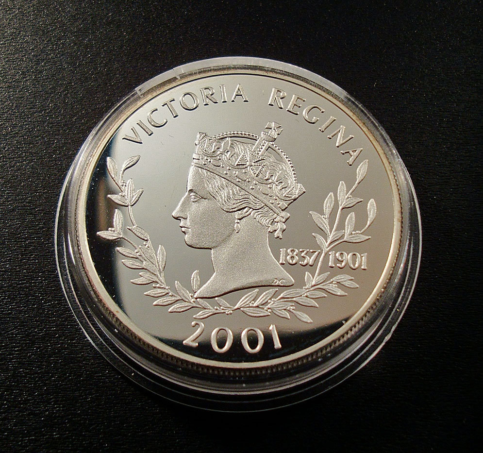 銀貨1オンス シルバー SILVER 品位99.99％ 31.1g ニウエ 純銀貨【3枚