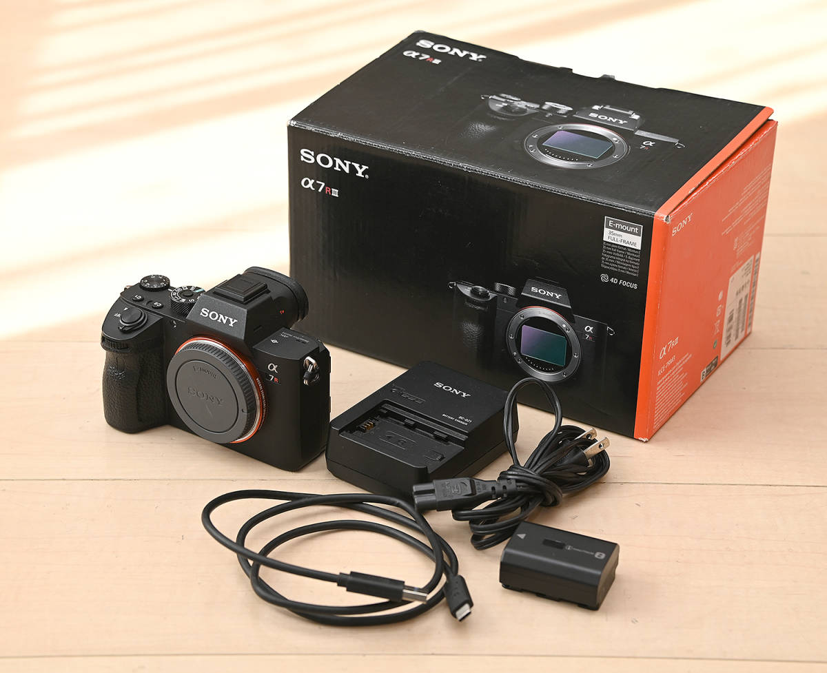 ソニー SONY α7RIII ボディ 中古 美品 【公式通販】