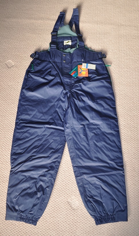 新品　Ｌ寸　防寒服　防寒ジャンパー　防寒ズボン　上下2点セット　長期保存 処分　送料無料_2