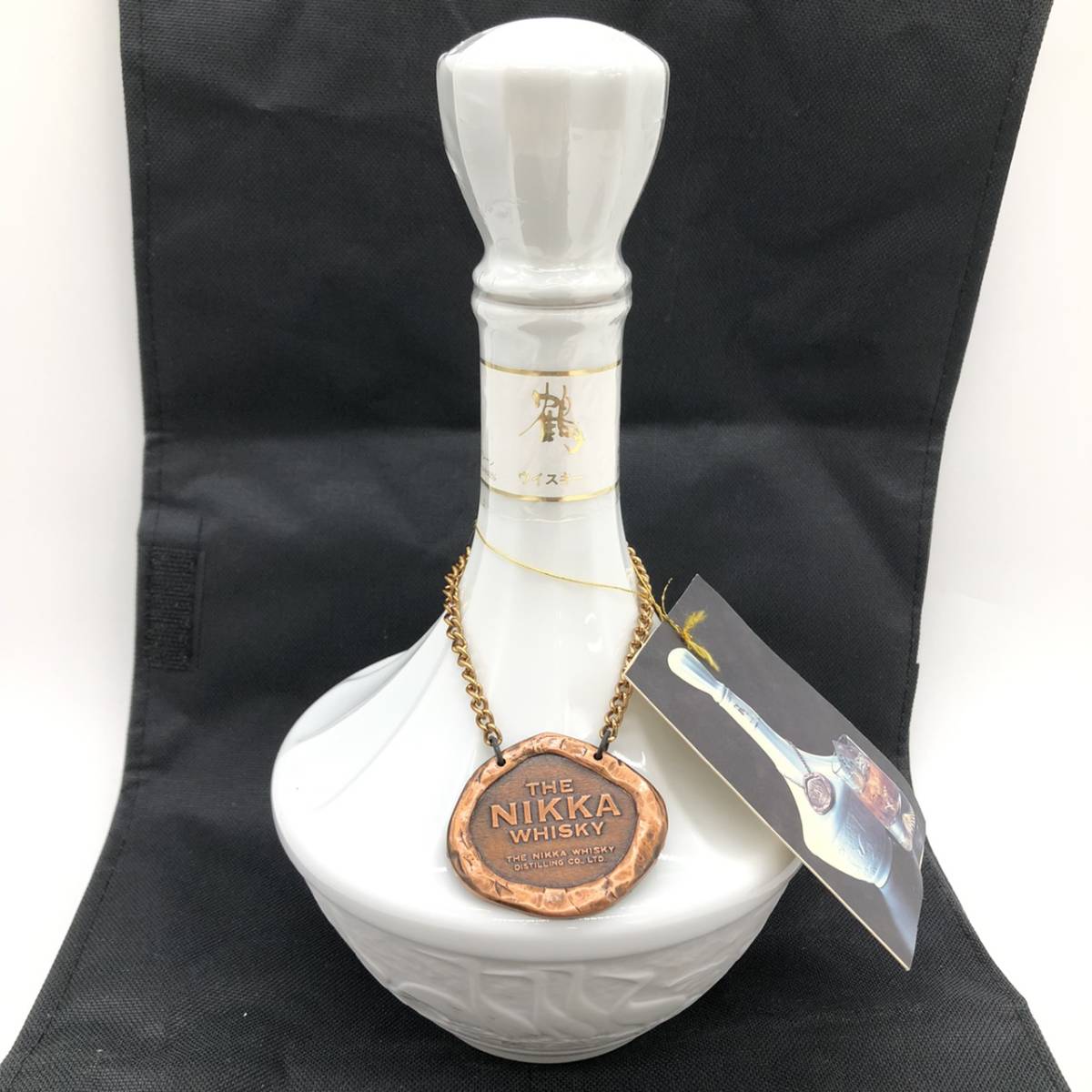 未開栓】THE NIKKA WHISKY 鶴 ニッカウイスキー ツル 陶器ボトル 750ml