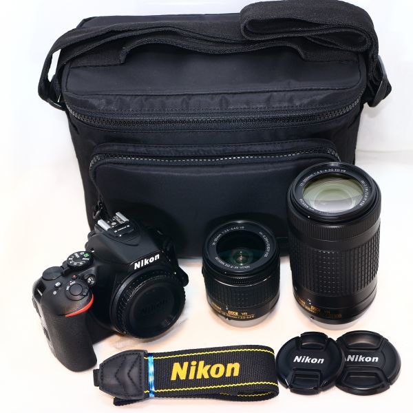 ☆ショット数1519☆ NIKON D5600 ダブルズームキット ブラック ニコン