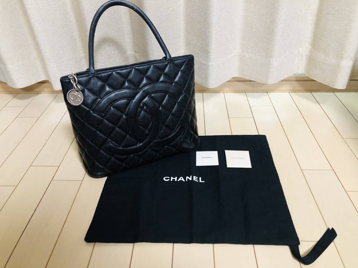 シャネル 復刻トート CHANEL パテント 復刻トートを高く買取 復刻 