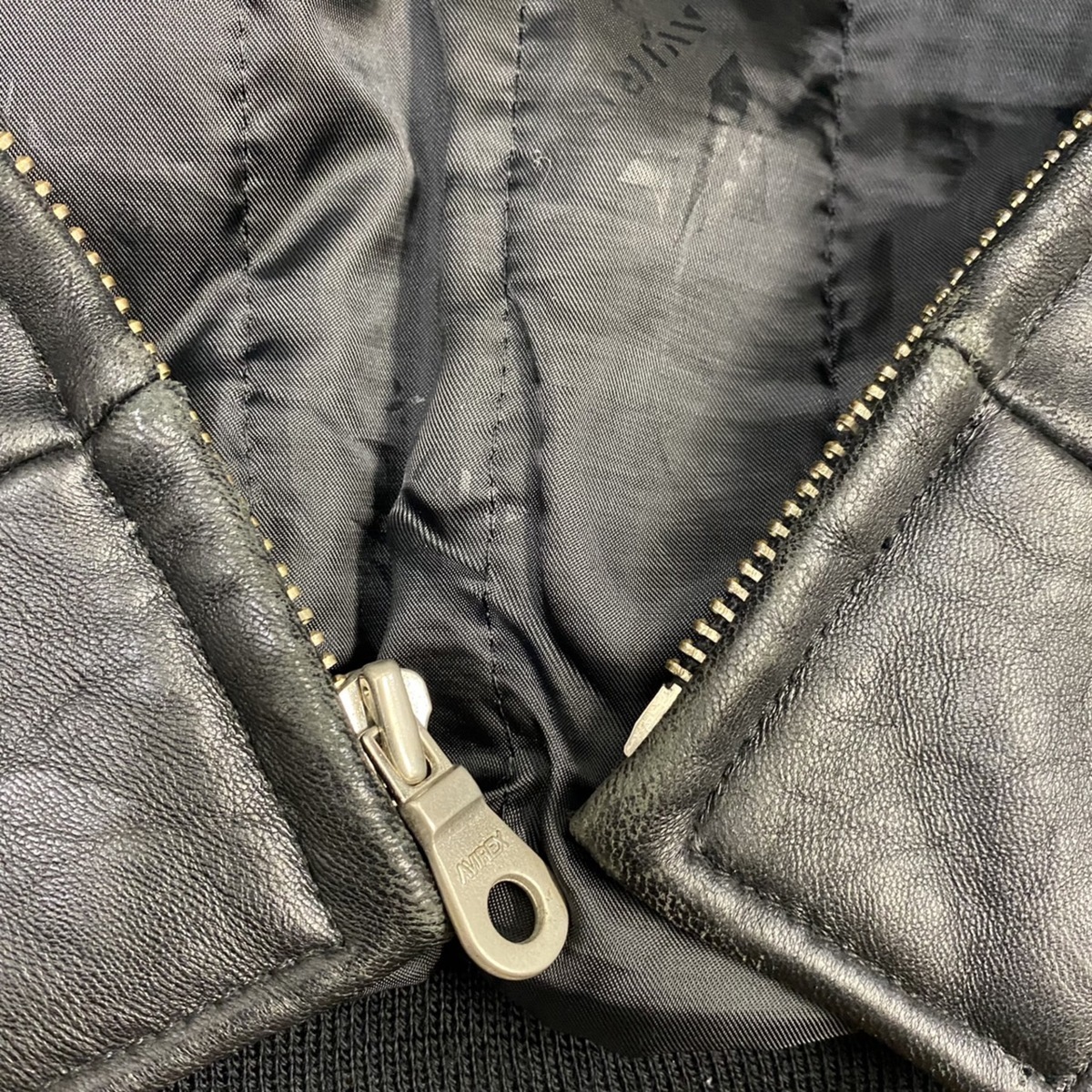 USED アヴィレックス レザー ジャケット ブラック ブルー ウルフ 