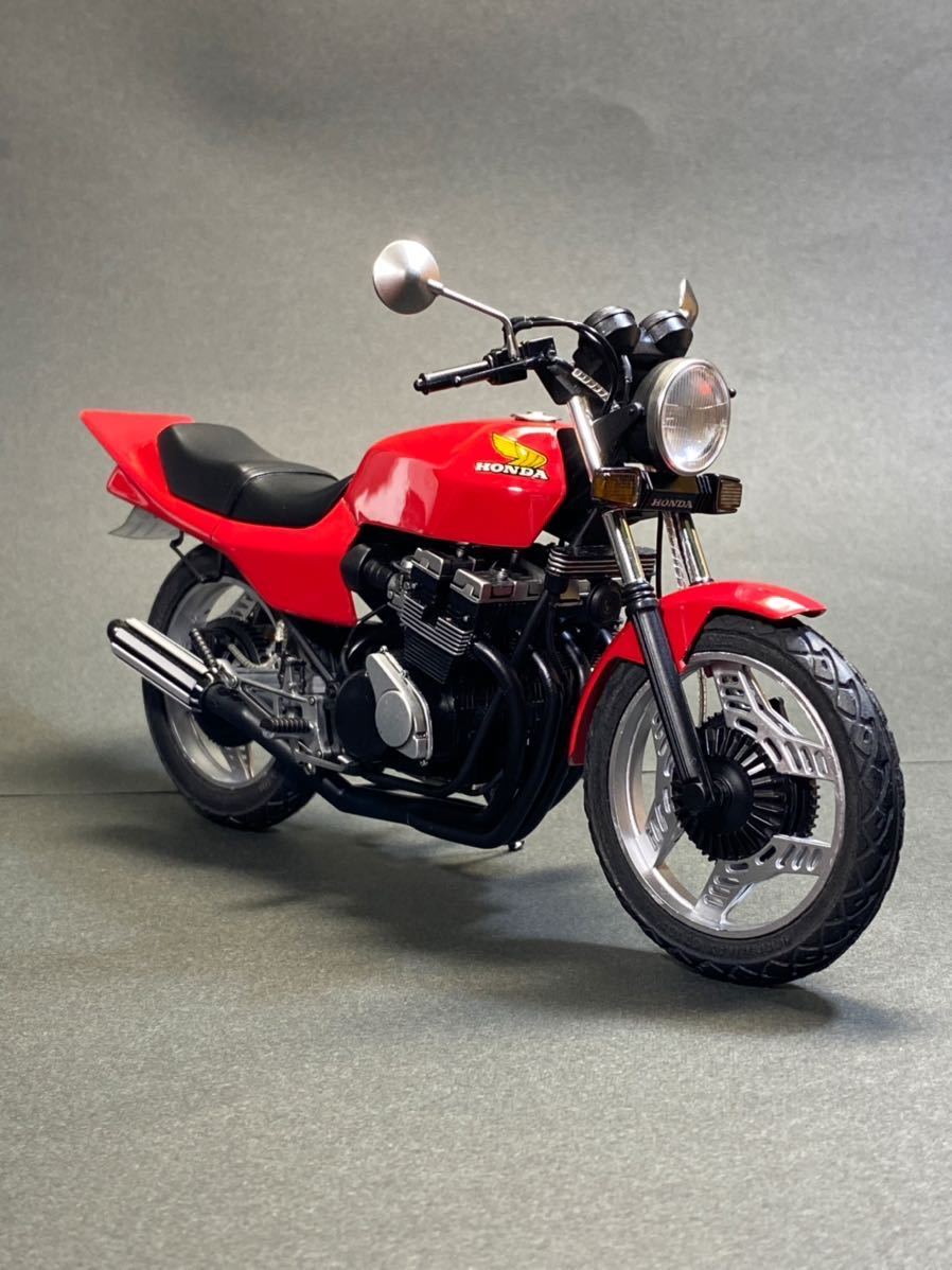 アオシマ 1/12 HONDA CBX400F 塗装済み完成品