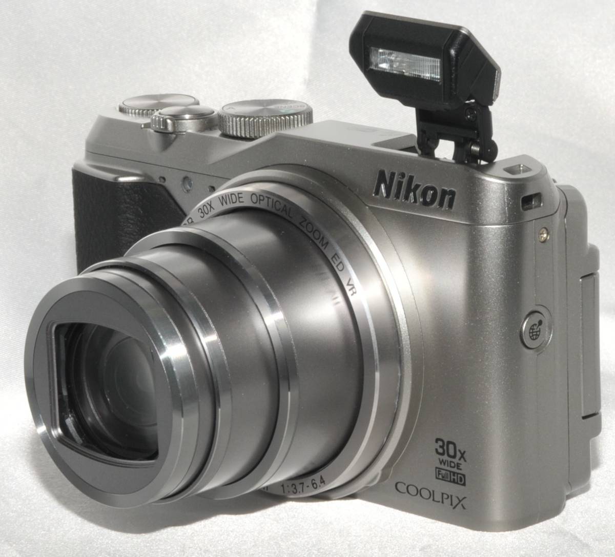 Nikon ニコン COOLPIX S9900 シルバー Nikon S9900 ニコン