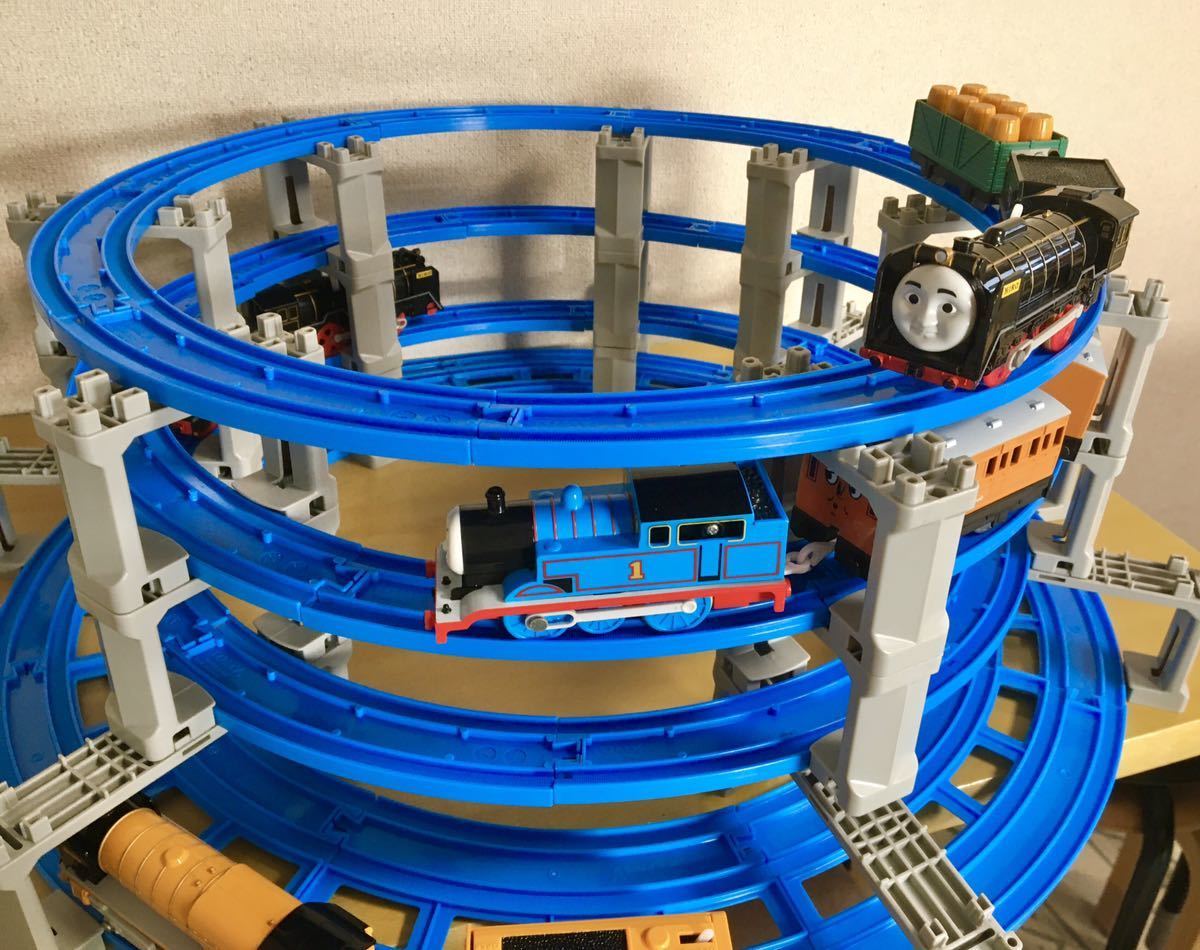 ☆ プラレール 4段タワーレールセット タカラトミー レールセットのみ 