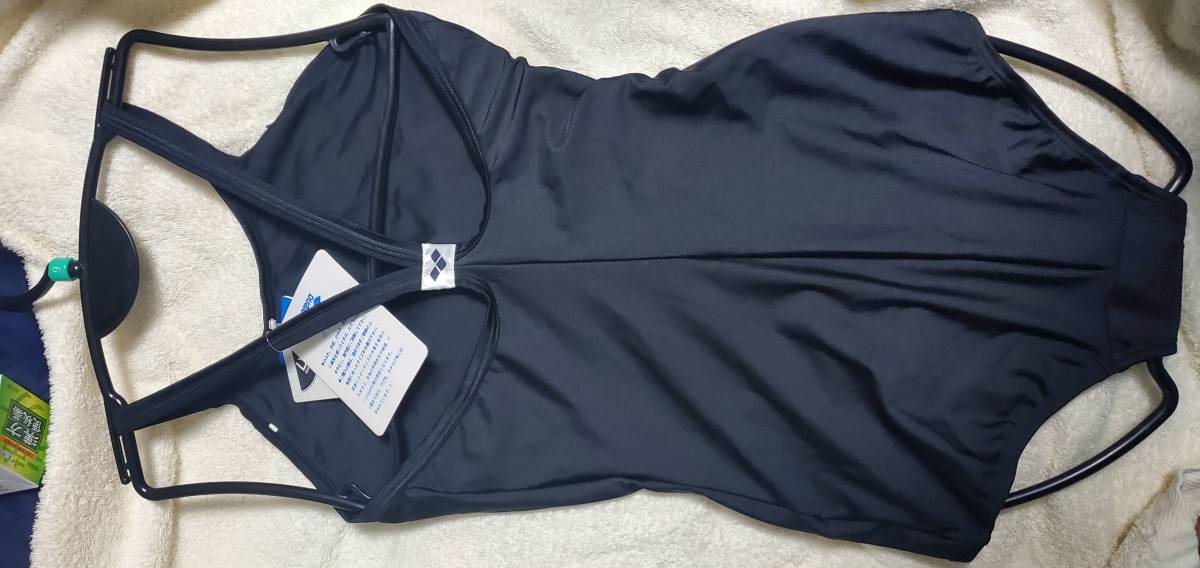 arena ARN-75W ネイビー XO スポーツ用水着 アリーナ arena ARN-75-W XOサイズ ネイビー 競泳水着 の商品詳細