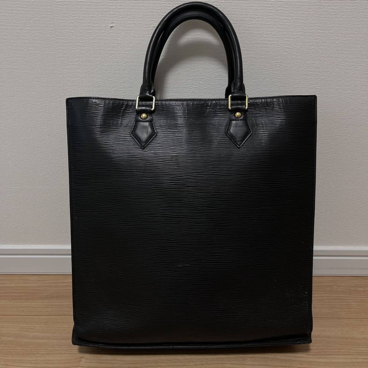 極美品 LOUIS VUITTON ルイヴィトン エピ サックプラ トートバッグ 