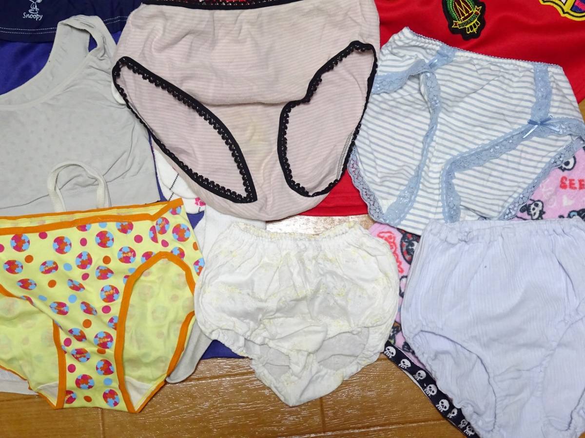 0068　エコ　女の子　タンス整理品　中学生　水着　服　バッグ　ショーツ　ブラ　くつ下　体操服　ハーフパンツ　等　21点 パンツ 制服 ECO 中学生JC 小柄中学生JC 部活