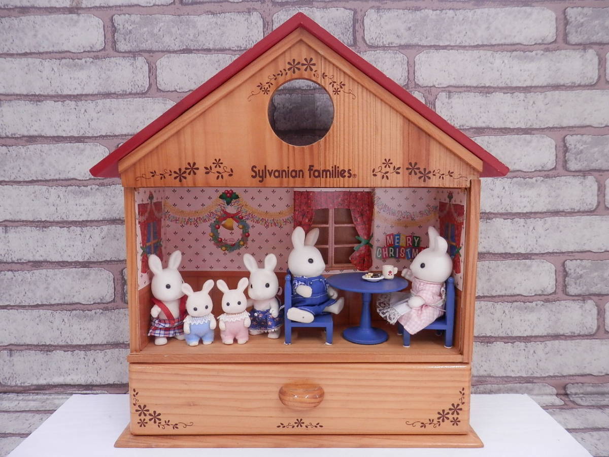 [211112-2T]【中古品】《シルバニア/赤い屋根のお家》コレクションケース/ウサギファミリー付き/Sylvanian Families