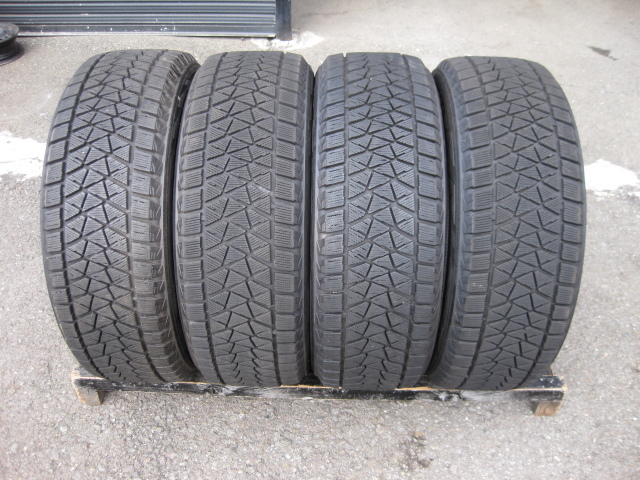 【低価，送料無料】 ブリヂストン 235/60Ｒ18 235/60ｒ18 S－０１９９(中古)｜売買されたオークション情報、yahooの商品情報をアーカイブ公開 - オークファン 18インチ