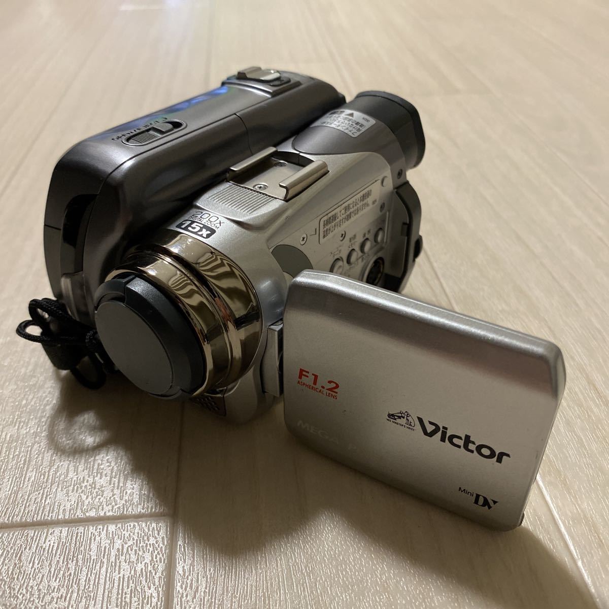 ○概ね美品 Victor GR-DF590-S ビクター Mini DV ビデオカメラ V29 | JVC