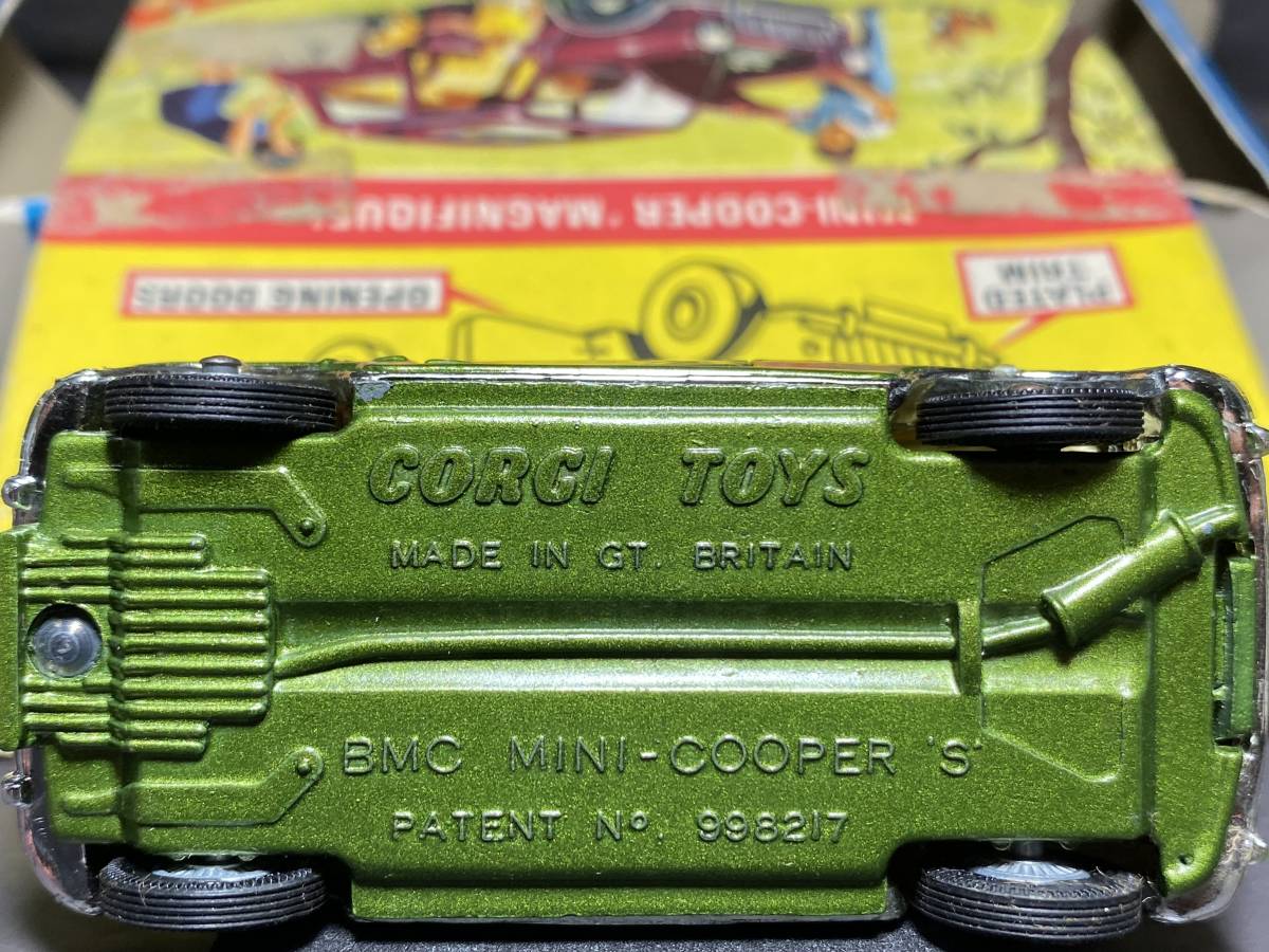 Corgi #334 Mini-Cooper 