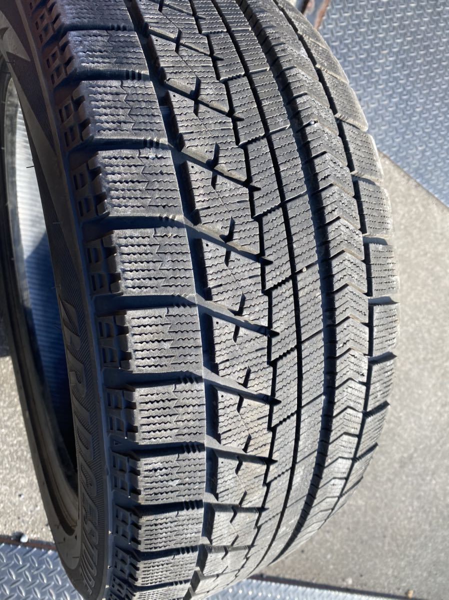 超バリ山！2018年製 235&frasl;50R18 ブリヂストン BLIZZAK VRX