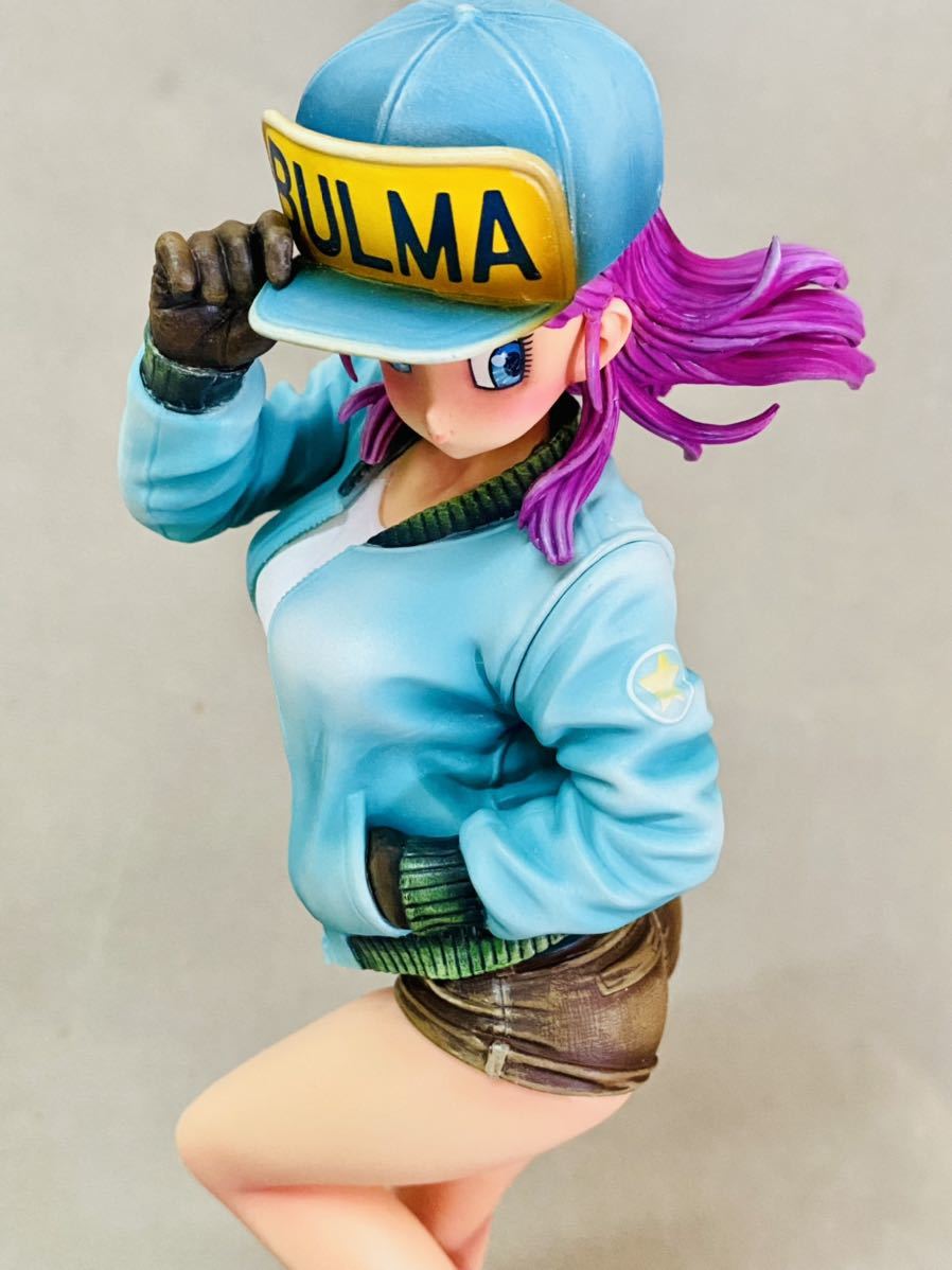 ドラゴンボール ブルマ フィギュア リペイント 瞳修正 MA-1風にカラー