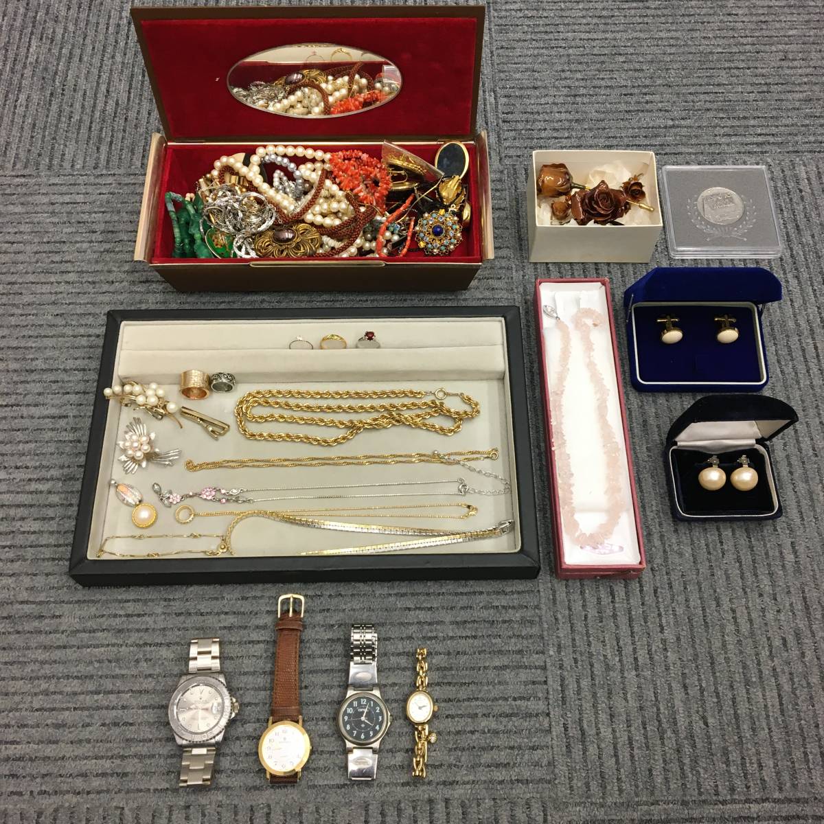 遺品整理品 アクセサリー ネックレス 指輪 イヤリング 時計等 大量 