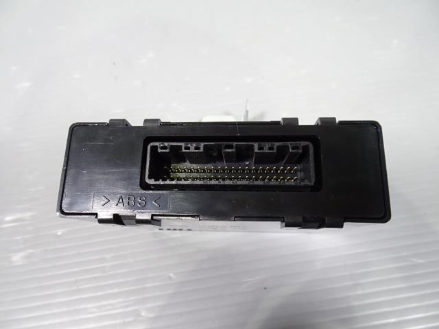 レジアスエース CBF-TRH200V エアコン コンピューター A/C 058