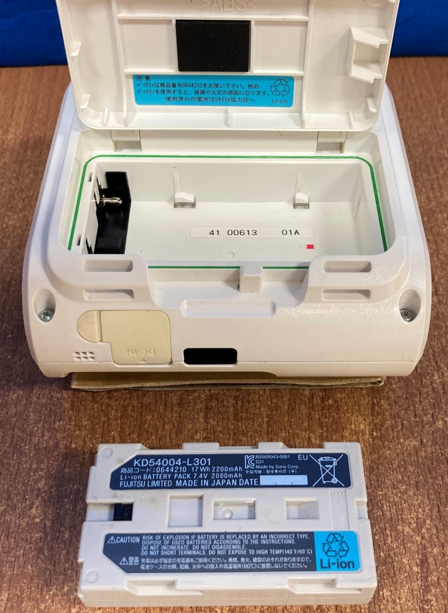 富士通 □□富士通⁄FUJITSU Bluetooth搭載 携帯プリンタ FHTPR431
